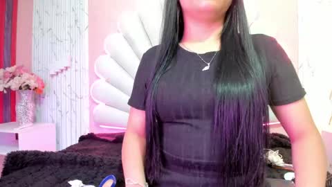 Snapshot of miss__star_ chatting on 05/21/26, 01:51 miss__star_ online show from 05/21/26, 01:51