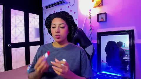 Akemi 3 online show from 10/23/25, 01:10