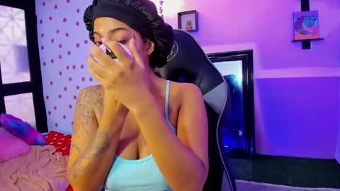 Akemi 3 online show from 10/24/25, 01:18