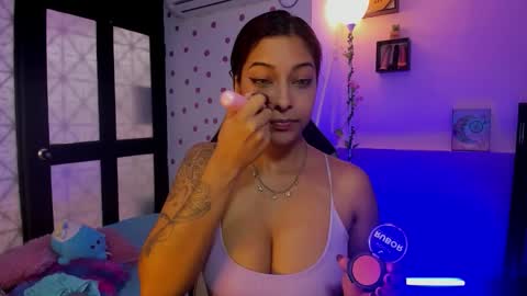 Akemi 3 online show from 11/14/25, 01:21