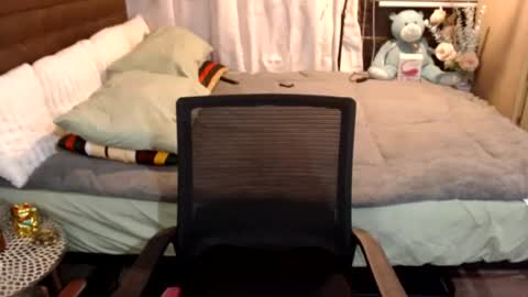 Snapshot of miss_angelic15 chatting on 07/14/26, 10:21 miss angelic15 online show from 07/14/26, 10:21