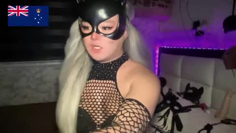 Call me  Miss Antonette  online show from 05/19/26, 10:27