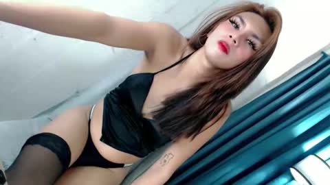 Snapshot of miss_bella69 chatting on 09/23/25, 04:59 miss_bella69 online show from 09/23/25, 04:59