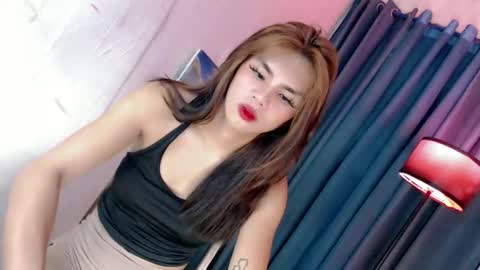 Snapshot of miss_bella69 chatting on 10/02/25, 01:12 miss_bella69 online show from 10/02/25, 01:12