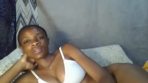 Snapshot of miss_belllo chatting on 02/19/25, 05:49 miss_belllo online show from 02/19/25, 05:49