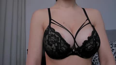 Snapshot of miss_boobtastic chatting on 02/09/25, 03:45 Ivy online show from 02/09/25, 03:45