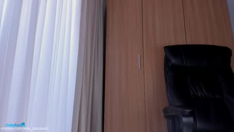 Snapshot of miss_boobtastic chatting on 10/30/25, 11:00 Ivy online show from 10/30/25, 11:00