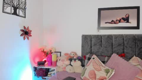 Snapshot of miss_brunette_ chatting on 07/07/26, 06:47 lucy 3 online show from 07/07/26, 06:47
