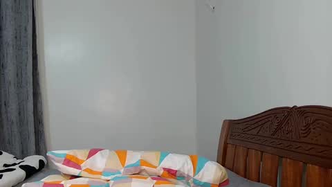 Candy online show from 02/17/25, 02:37