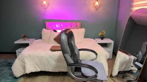 Cataleya online show from 09/21/25, 12:07