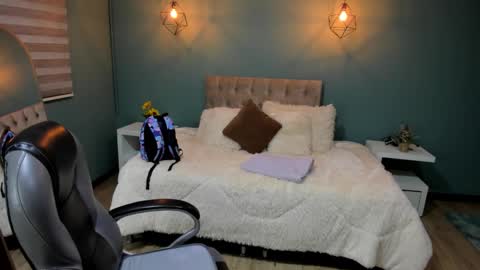 Cataleya online show from 11/04/25, 11:31