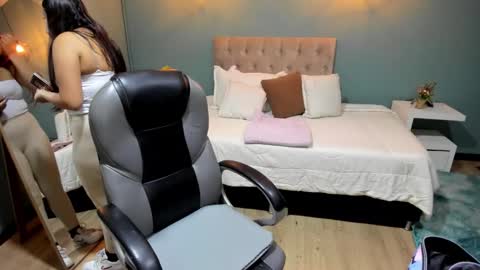 Cataleya online show from 11/08/25, 11:21