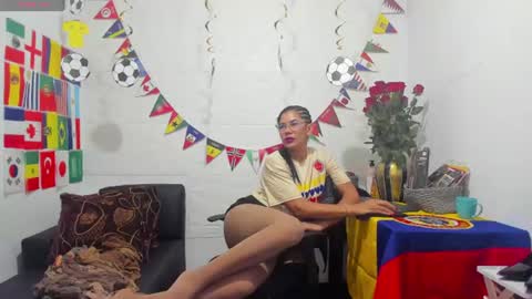 Snapshot of miss_clarepocahose chatting on 07/04/26, 01:01 Clare PocaHose online show from 07/04/26, 01:01