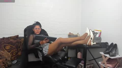 Snapshot of miss_clarepocahose chatting on 07/09/26, 01:42 Clare PocaHose online show from 07/09/26, 01:42