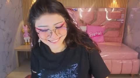 miss_devil_s online show from 12/19/25, 03:24