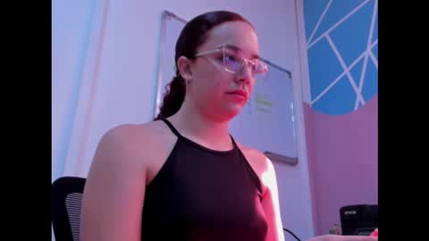 miss_dior1 online show from 02/20/26, 02:50