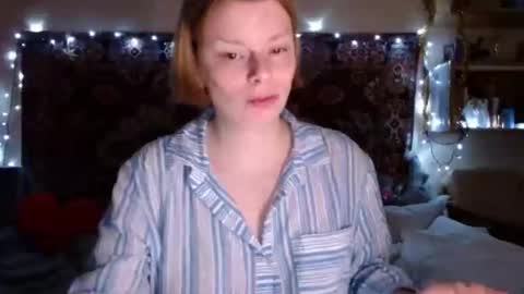 Elis online show from 12/10/24, 01:22