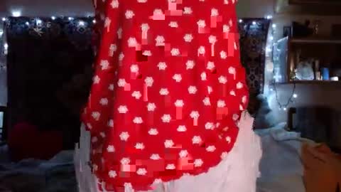 Elis online show from 01/24/25, 03:24