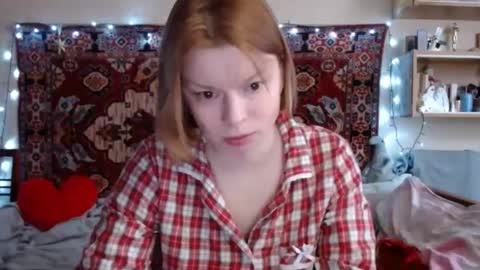 Elis online show from 03/04/25, 12:12