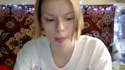 Elis online show from 09/10/25, 10:59