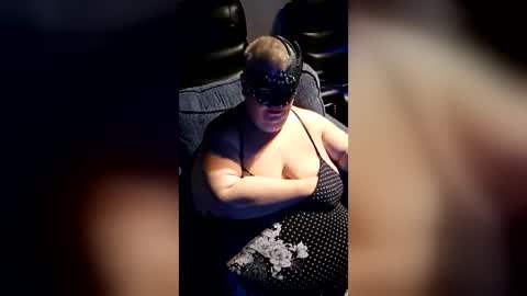 miss_ella_rose online show from 07/17/26, 04:52