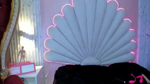 miss_evans_ online show from 04/07/26, 03:12