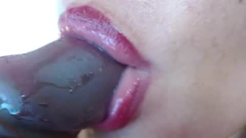 Miss Evoleth online show from 06/29/26, 10:43