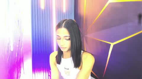 miss_isa19 online show from 05/14/26, 03:19