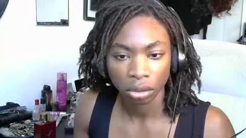 Miss Ivory online show from 01/05/26, 09:51