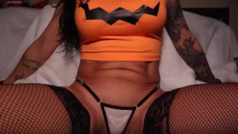 jae online show from 10/31/25, 02:40