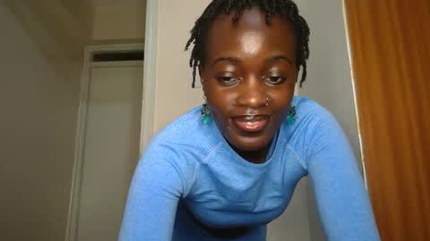 SensuElle  WHAT I DONT SHOW HERE... YOULL ONLY SEE IN PRIVATE  online show from 11/07/25, 01:33