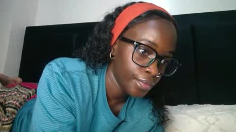 Snapshot of miss_jamilla255 chatting on 06/24/26, 06:01 SensuElle WHAT I DONT SHOW HERE... YOULL ONLY SEE IN PRIVATE online show from 06/24/26, 06:01