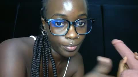 Snapshot of miss_jamilla255 chatting on 07/06/26, 06:21 SensuElle WHAT I DONT SHOW HERE... YOULL ONLY SEE IN PRIVATE online show from 07/06/26, 06:21
