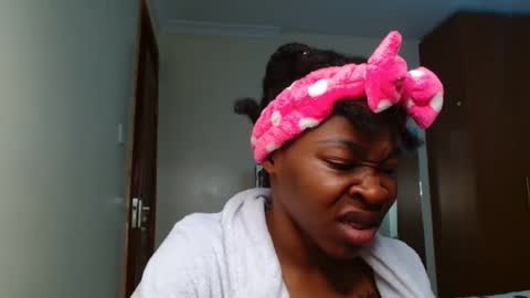 Snapshot of miss_kiarrafit chatting on 12/06/24, 08:05 Miss Kiarrafit online show from 12/06/24, 08:05