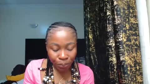 Snapshot of miss_kiarrafit chatting on 03/01/25, 07:04 Miss Kiarrafit online show from 03/01/25, 07:04