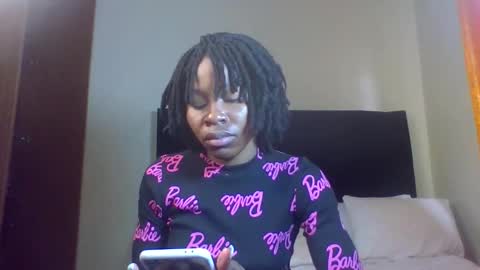 Snapshot of miss_kiarrafit chatting on 10/24/25, 05:59 Miss Kiarrafit online show from 10/24/25, 05:59