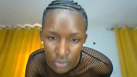 kiki online show from 10/16/25, 08:04