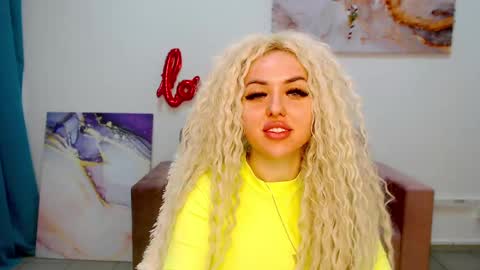 miss_kiten online show from 02/09/25, 07:41