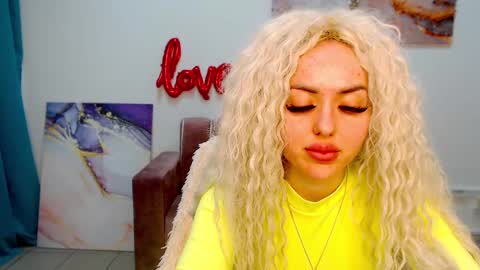 miss_kiten online show from 02/09/25, 10:43