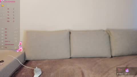 Snapshot of miss_kitty13 chatting on 03/11/25, 02:54 Kitty online show from 03/11/25, 02:54