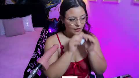 Snapshot of miss_kloee chatting on 07/07/26, 11:14 Kloe online show from 07/07/26, 11:14