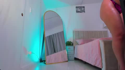 Here is Londonn  Thank you for being part of this day I wish you an excellent rest. online show from 03/21/26, 03:33