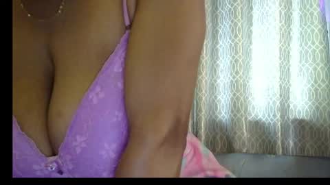 Snapshot of miss_mahi69 chatting on 05/05/26, 06:32 Mahi online show from 05/05/26, 06:32