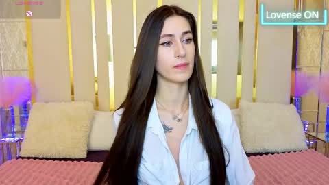 Snapshot of miss_martini chatting on 04/26/26, 06:33 online show from 04/26/26, 06:33