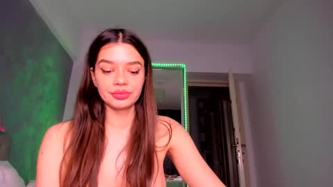Snapshot of miss_medyson chatting on 02/27/25, 08:17 miss_medyson online show from 02/27/25, 08:17
