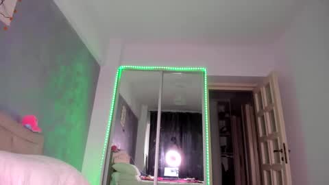 Snapshot of miss_medyson chatting on 03/03/25, 07:43 miss_medyson online show from 03/03/25, 07:43