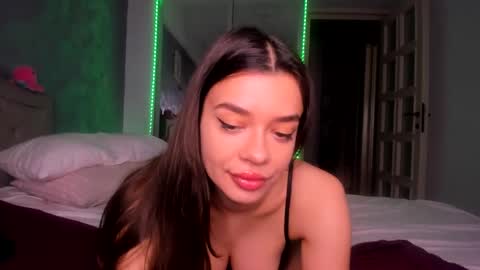 Snapshot of miss_medyson chatting on 03/08/25, 08:00 miss_medyson online show from 03/08/25, 08:00