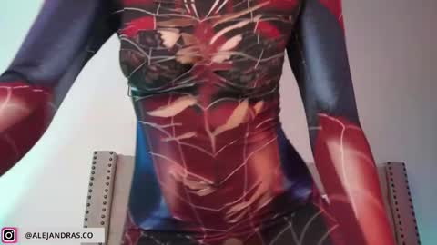 Alejandra online show from 02/14/25, 05:09