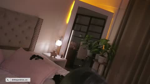 Alejandra online show from 02/03/26, 02:53