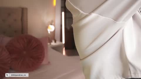 Alejandra online show from 02/09/26, 11:20